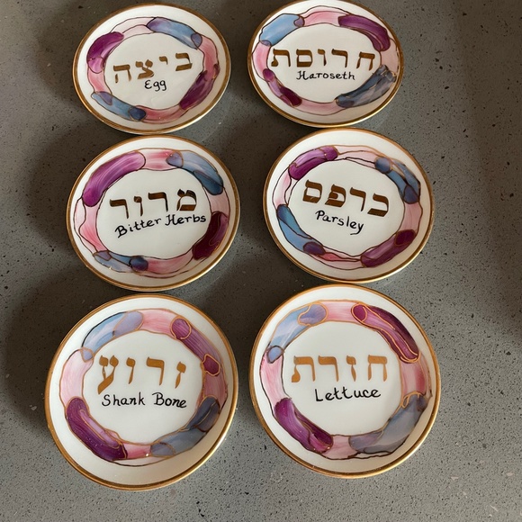 Vintage 6 hand painted seder plates - Picture 2 of 4
